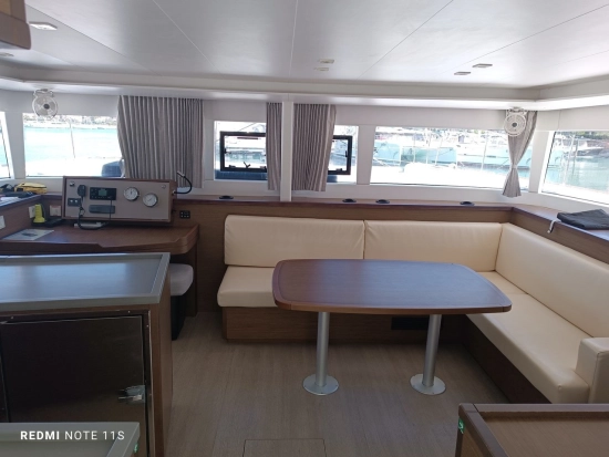 Lagoon 450F usata in vendita