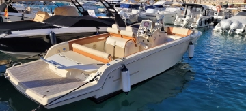 Invictus Yacht Invictus 280 XS usado à venda