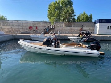 SPX RIB 24 DINETTE usata in vendita