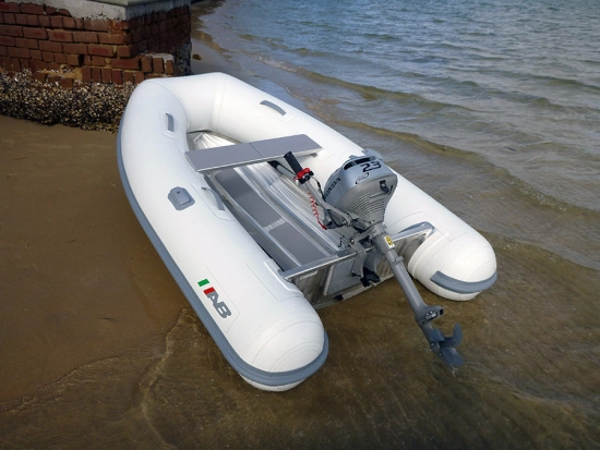AB Inflatables Lammina 7.5 UL nuevo en venta