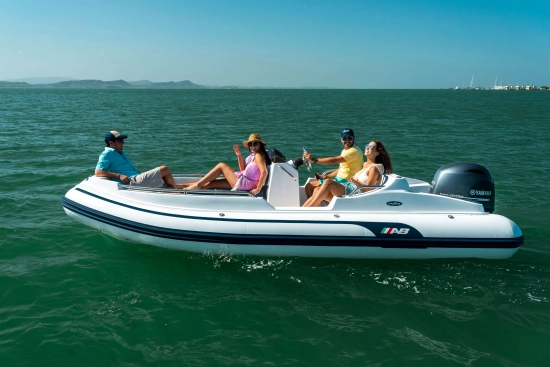 AB Inflatables Nautilus 17 DLX novos à venda