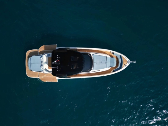 Cayman Yachts 540WA nuevo en venta