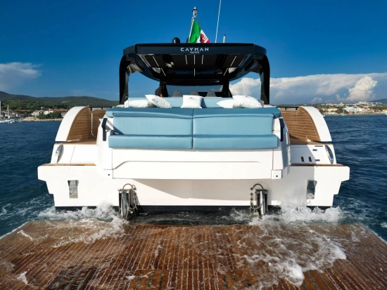 Cayman Yachts 540WA nuevo en venta