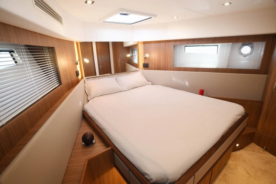Cayman Yachts F520 Flybridge nuevo en venta