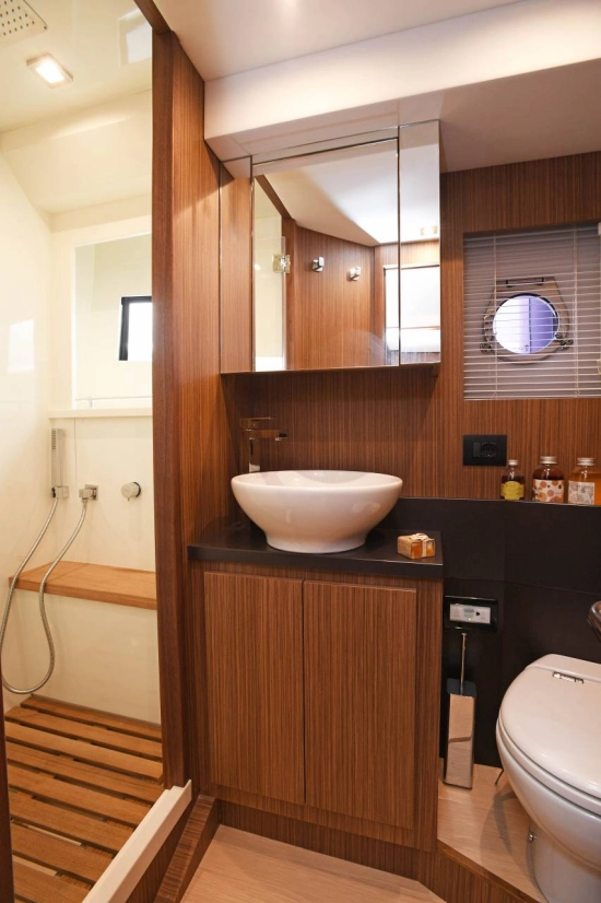 Cayman Yachts F520 Flybridge nuevo en venta