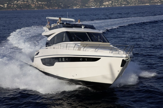 Cayman Yachts F520 Flybridge nuevo en venta