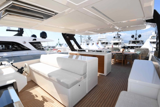 Cayman Yachts F920 Flybridge nuevo en venta