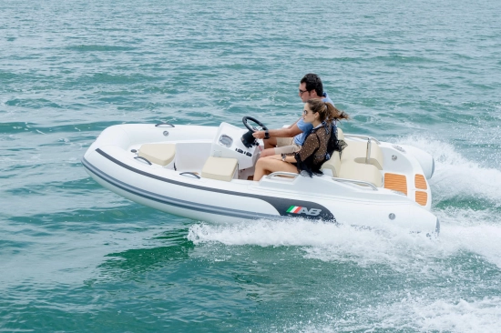 AB Inflatables ABJet 350 XP nuevo en venta