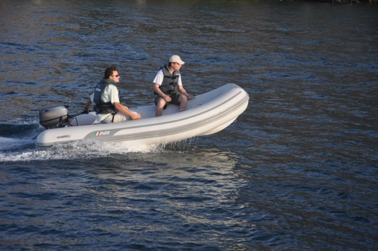 AB Inflatables Navigo 12 VS nuevo en venta