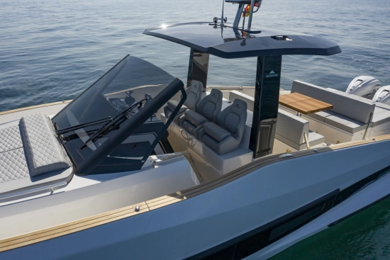 Astondoa 377 Coupe Outboard nuevo en venta