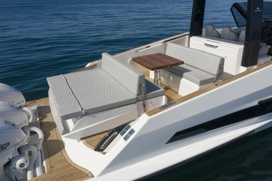 Astondoa 377 Coupe Outboard nuevo en venta