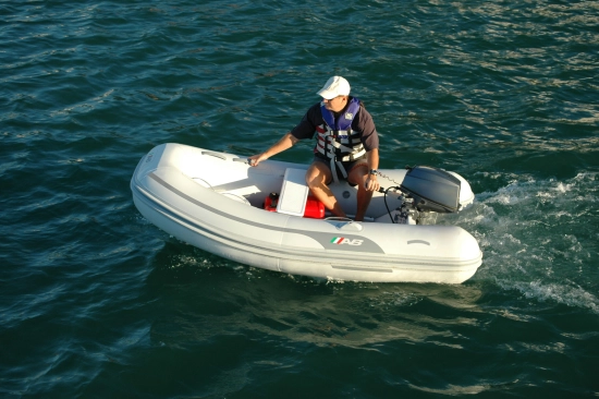 AB Inflatables Navigo 8 VS nuova in vendita