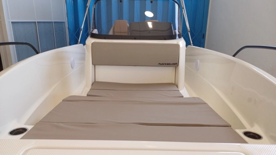 Quicksilver Open Activ 605 nuevo en venta