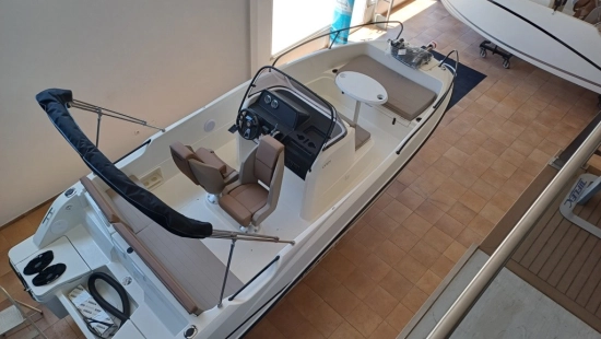 Quicksilver Open Activ 605 nuevo en venta
