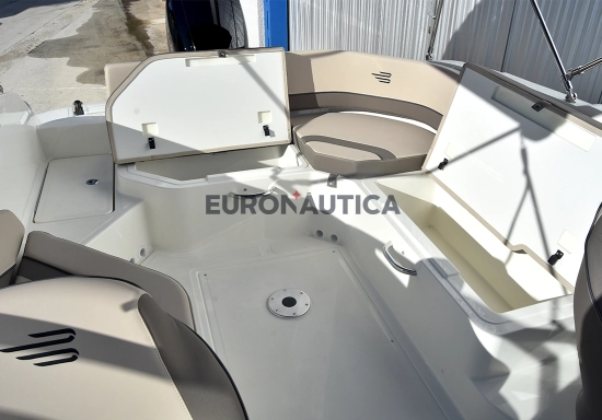 Bayliner V20 novos à venda