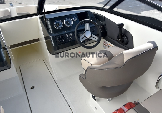 Bayliner V20 novos à venda