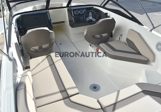 Bayliner V20 novos à venda