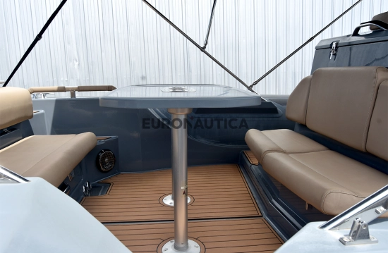 Brig Eagle 10 usado à venda