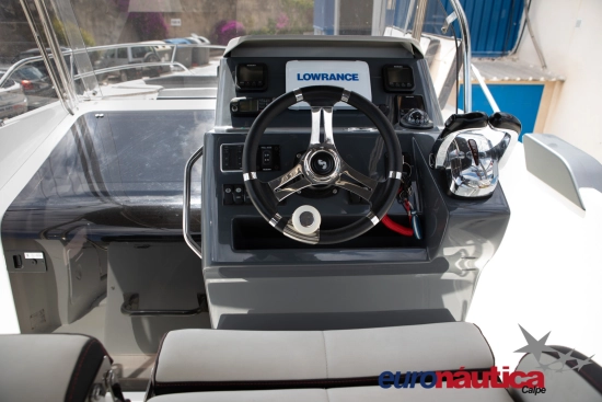 Beneteau Flyer 8.8 usado à venda