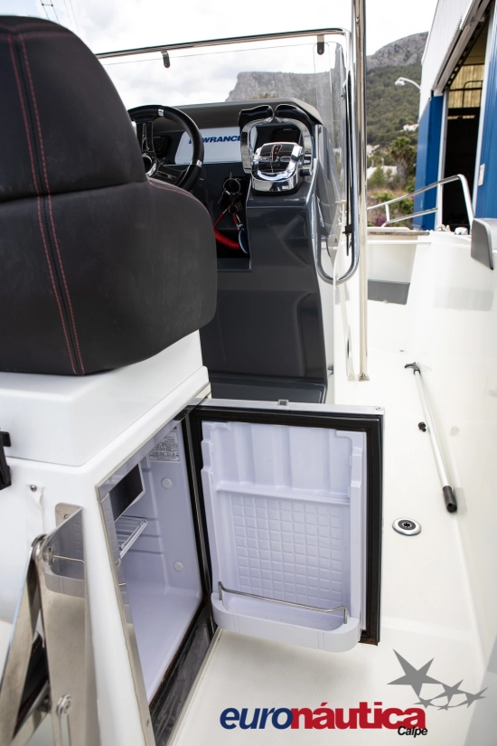 Beneteau Flyer 8.8 usado à venda