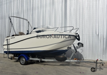 Quicksilver 455 Cabin de segunda mano en venta
