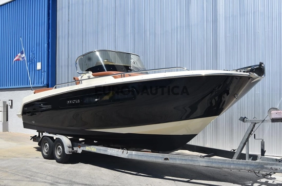 Invictus Yacht Cx250 usata in vendita