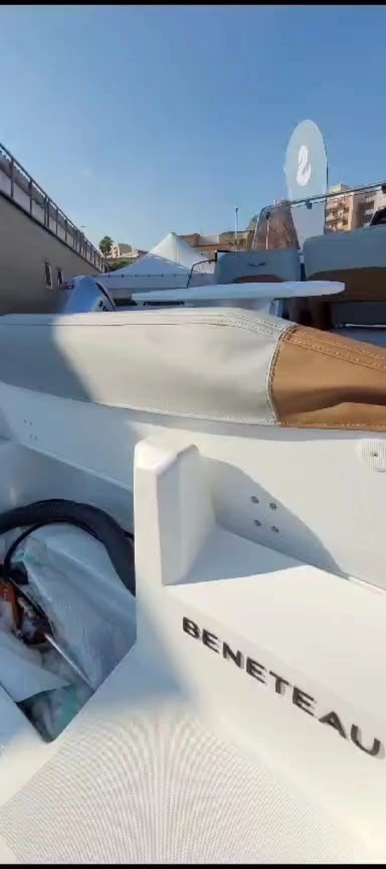 Beneteau Flyer 6 SUN deck nuevo en venta
