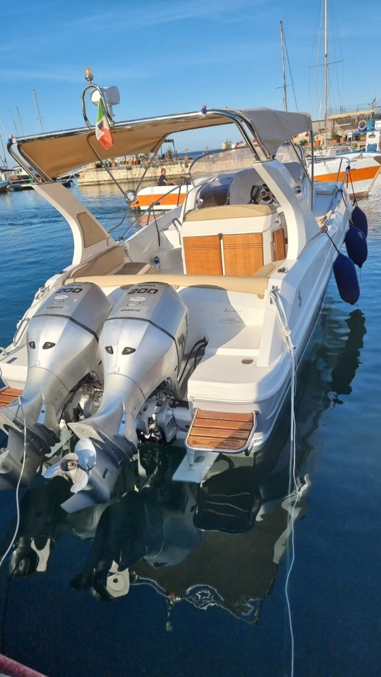 Beneteau Flyer 850 SUN DECK usata in vendita