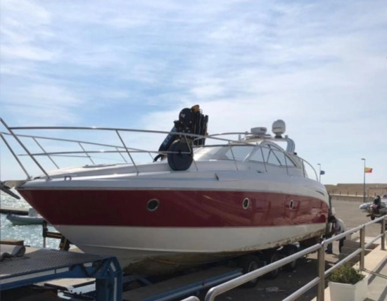 Beneteau MONTECARLO 37 OPEN usado à venda