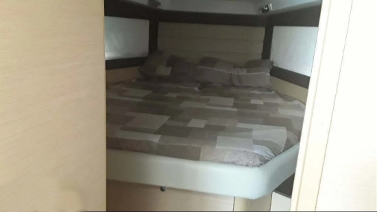 Beneteau MONTECARLO 37 OPEN usado à venda