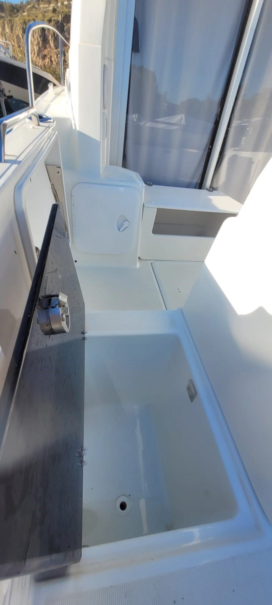 Beneteau Antares 7 FISHING nuevo en venta