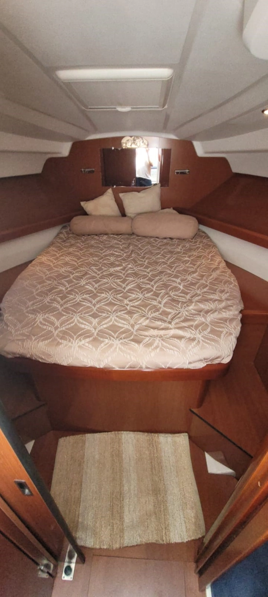 Beneteau Antares 30 FLY usado à venda