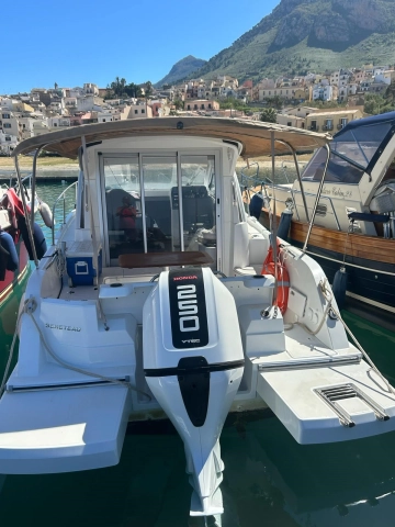 Beneteau Antares 8 usata in vendita