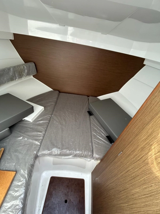 Beneteau Antares 8 de segunda mano en venta
