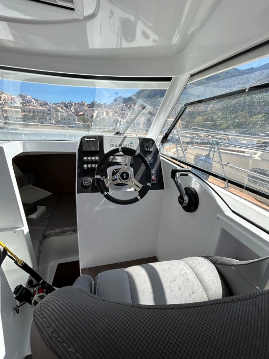 Beneteau Antares 8 de segunda mano en venta