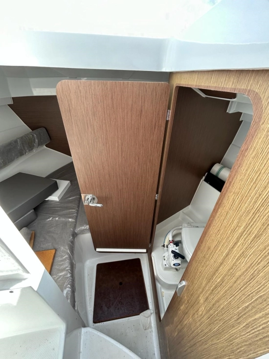 Beneteau Antares 8 de segunda mano en venta