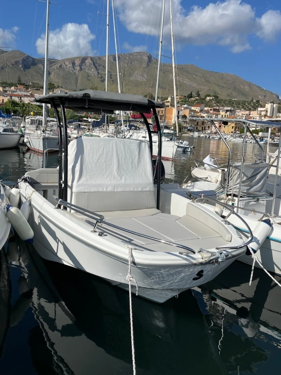 Beneteau Flyer 6 SPACE deck usado à venda