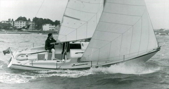 VAN DE STADT PACIFIC II SPIRIT 24 usado à venda