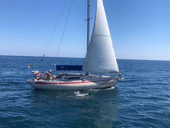 Beneteau First 30 usado à venda
