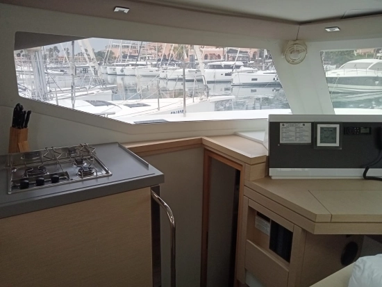 Fountaine Pajot Lucia 40 usado à venda