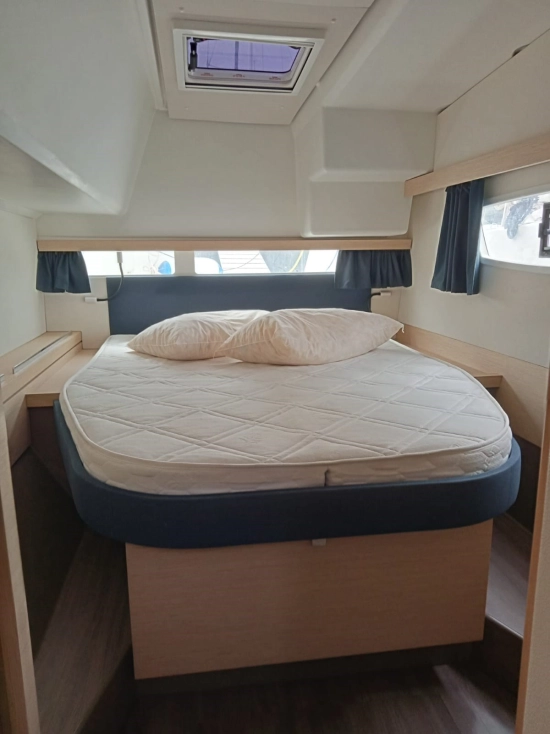 Fountaine Pajot Lucia 40 usado à venda