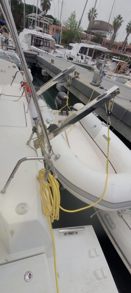 Fountaine Pajot Lucia 40 usado à venda