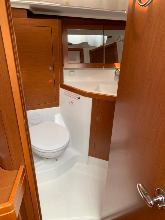 Beneteau Oceanis 45 usado à venda