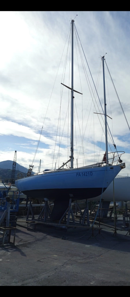 Cantiere del Pardo Grand Soleil 34 usado à venda