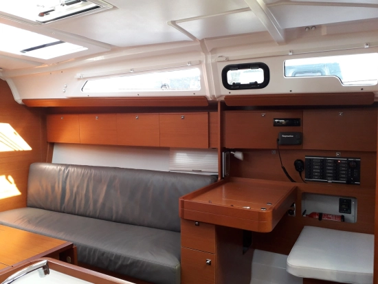 Dufour Yachts Grand Large 360 usado à venda