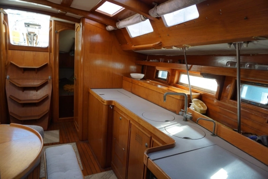 Jeanneau VOYAGE 12.50 usado à venda