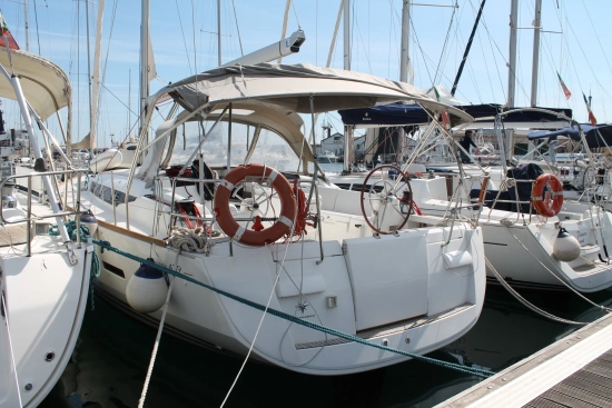 Jeanneau Sun Odyssey 439 usado à venda
