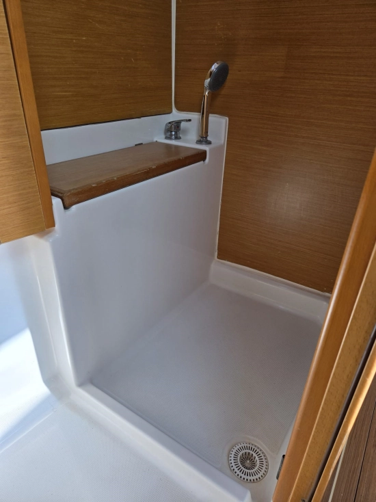 Jeanneau Sun Odyssey 439 usado à venda