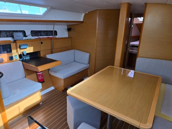 Jeanneau Sun Odyssey 439 usado à venda