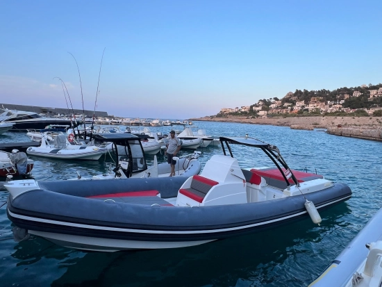 Doviboat Supremus 33 usata in vendita